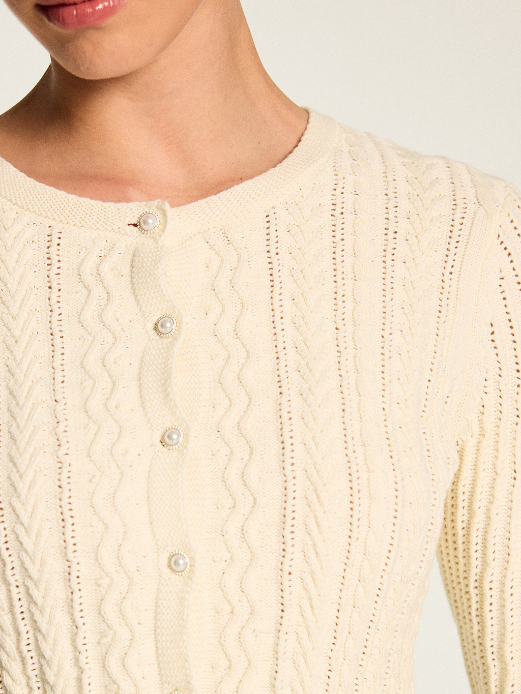 Cable Knit Tie‑Waist Scallop Hem Cardigan
