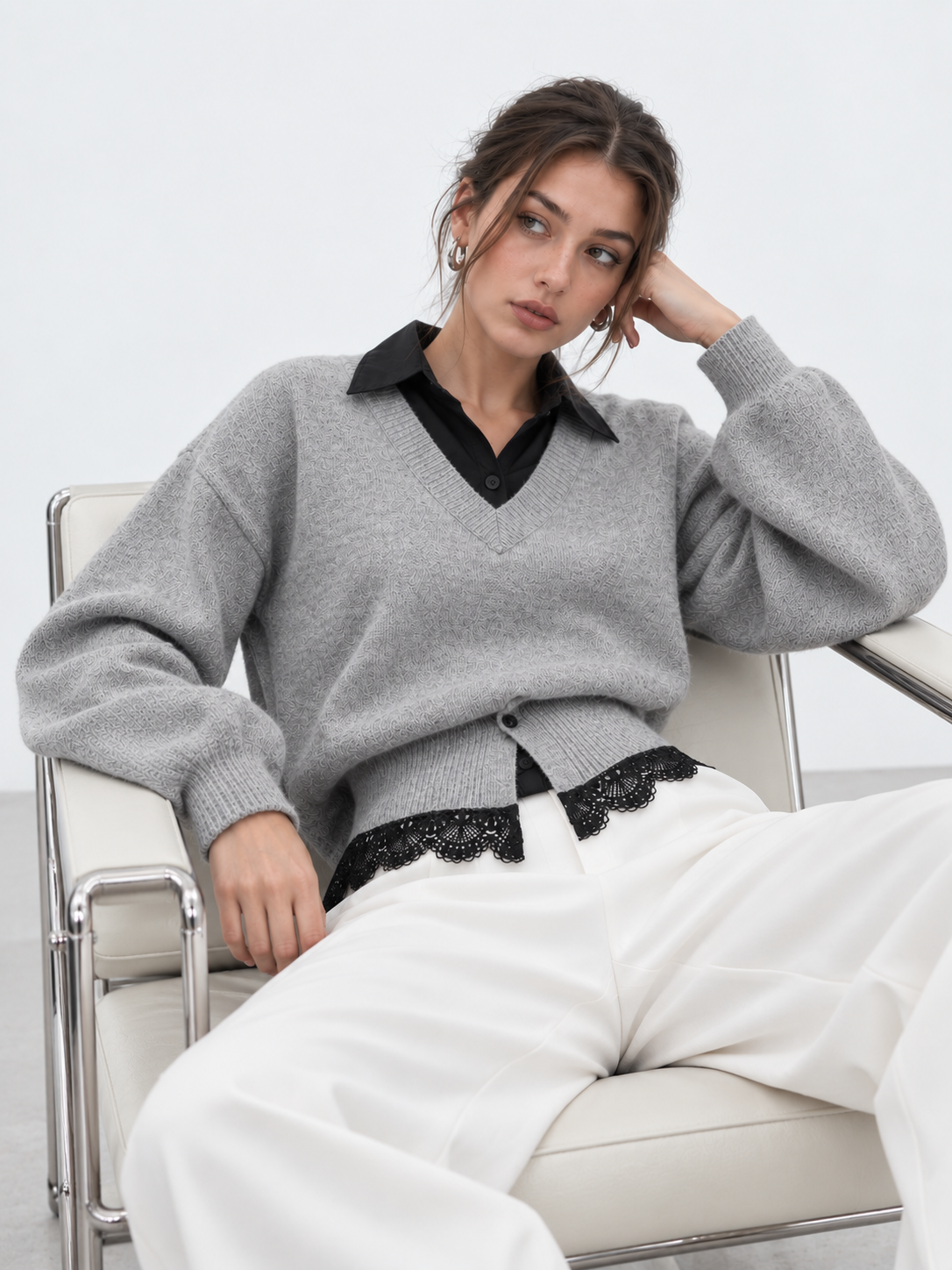 Contrast Collar Lace Hem Sweater