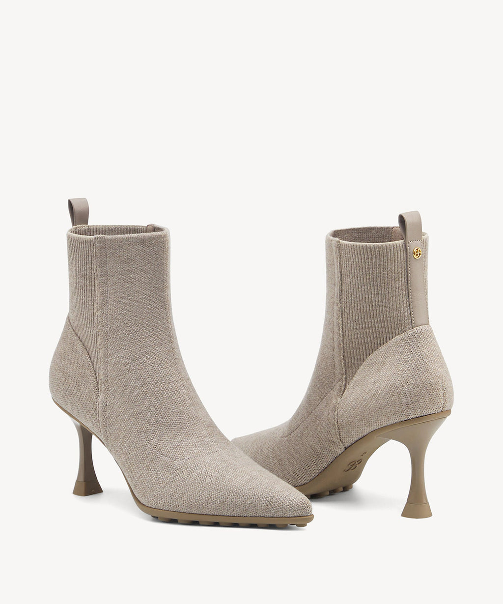 SoftBounce Chelsea Pointed Toe Heeled Ankle Boot